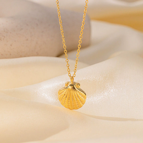 Titanium Steel Shell Necklace With Marine Life Pattern Electroplated For Women Holiday Style Jewelry