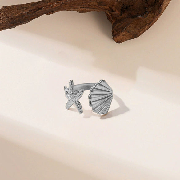Titanium Steel Shell Necklace With Marine Life Pattern Electroplated For Women Holiday Style Jewelry