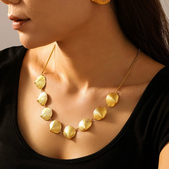 Titanium Steel Shell Pattern Jewelry Set With Electroplating Necklace And Earrings