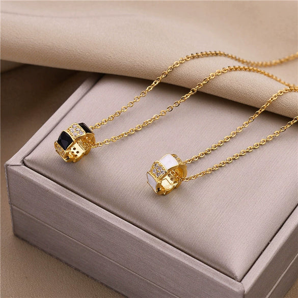 Titanium Steel Snake Bone Pendant Necklace With Drop Shape Pattern Rose Gold Electroplated Simple Cartoon Style