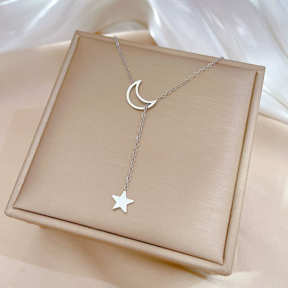 Titanium Steel Star Moon Geometric Pendant Short Clavicle Chain