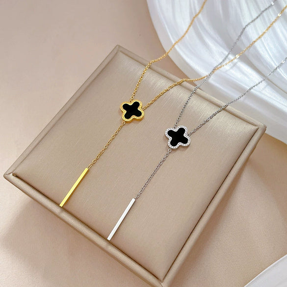 Titanium Steel Tassel Lucky Grass Minimalist Style Real Gold Plated Necklace With Cartoon And Flower Patterns