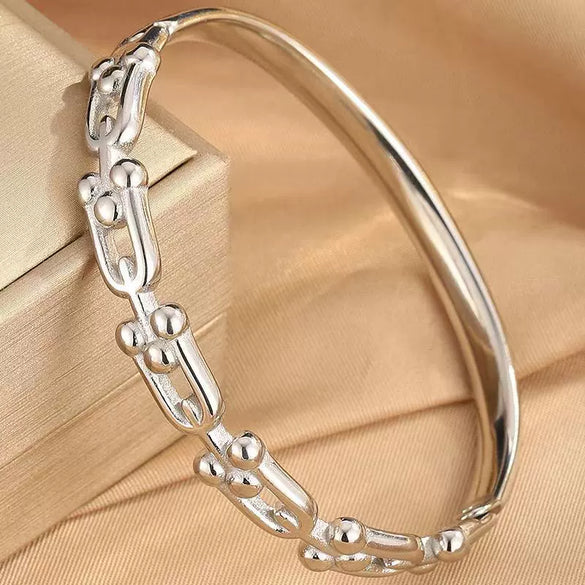 Titanium Steel U Shaped Horseshoe Buckle Bracelet Vacuum Furnace Electroplated Glossy