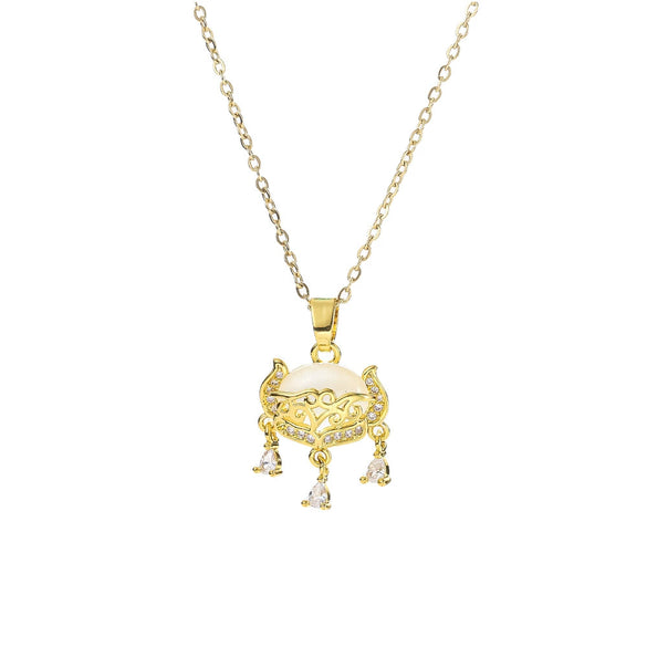 Titanium Steel Women's Cat's Eye Stone Fox Shape Pendant Necklace With Animals Pattern And Diamond Design