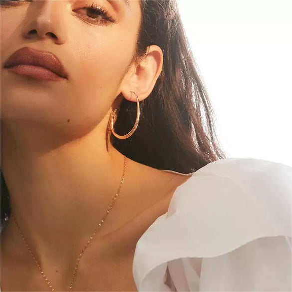 Titanium Steel Women's Earrings With Geometric Style And Oil Dropping Design