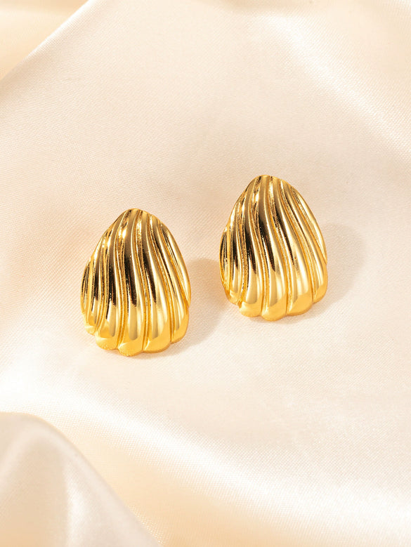 Titanium Steel Women's Heart Shape Electroplated Earrings Simple Allmatch Light Luxury Style