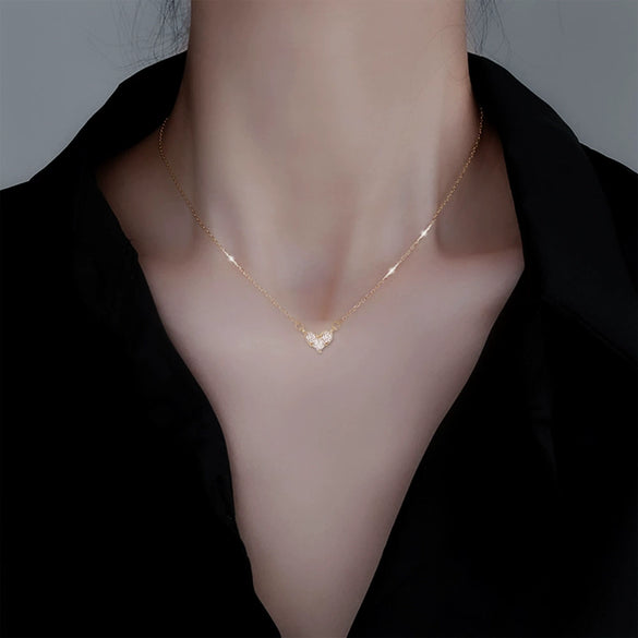 Titanium Steel Women's Heart Shaped Clavicle Chain Necklace With Mixed Gem Inlay And Inlaid Zircon