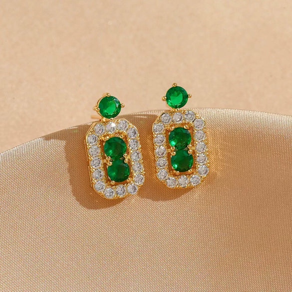 Titanium Steel Women's Jewelry With Geometric Pattern O Word Chain Emerald Gemstone Pendant And Earrings Electroplating Process