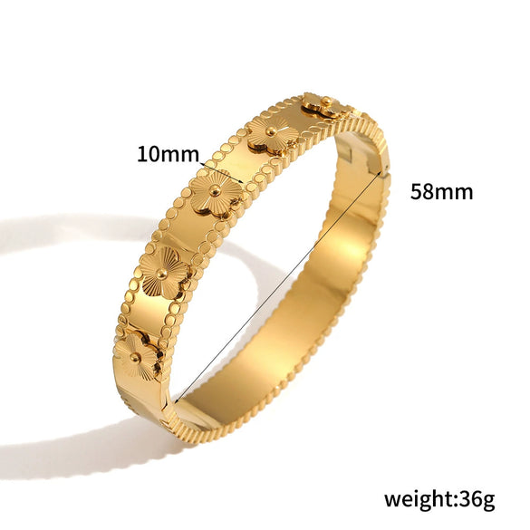 Titanium Steel Women's Light Luxury Retro Flower Bracelet With Electroplating