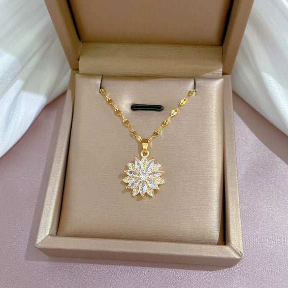 Titanium Steel Women's Luxury Geometric Flowers Full Diamond Necklace