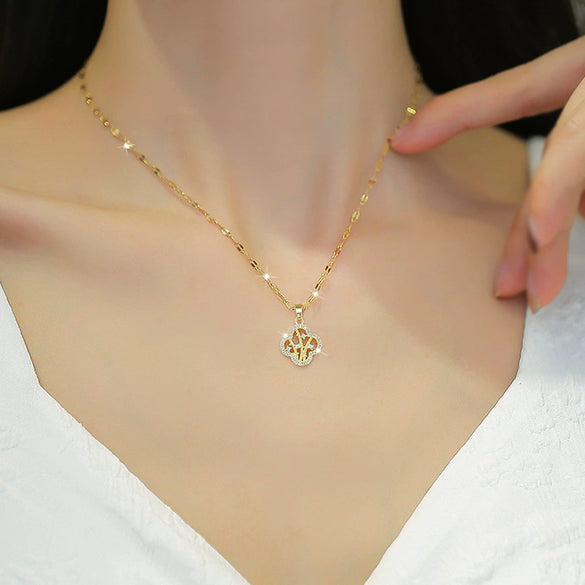 Titanium Steel Women's Luxury Geometric Flowers Full Diamond Necklace