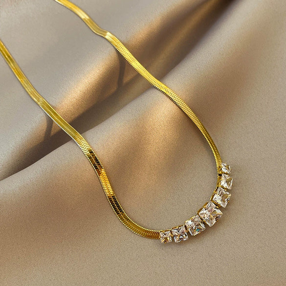 Titanium Steel Women's Necklace Light Luxury Geometric Snake Bone Chain Mixed Gem Inlay Electroplating