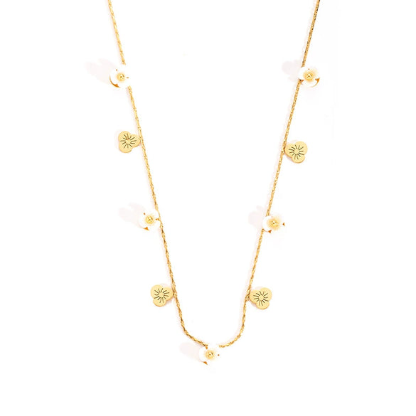 Titanium Steel Women's Necklace With Three Dimensional Flower Design And 18K Gold Plated Electroplating