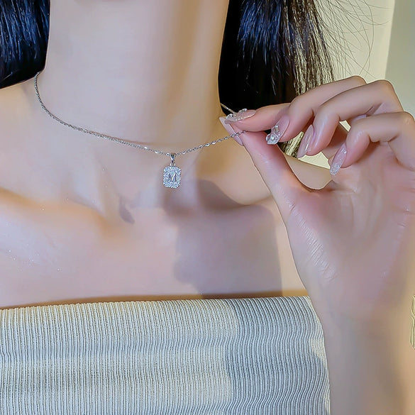 Titanium Steel Women's Ochain Necklace With M Letter Pendant And Full Diamond Inlay Simple Light Luxury Design