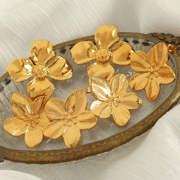316L Stainless Steel Women's Retro Geometric Flower Earrings With Electroplating Design