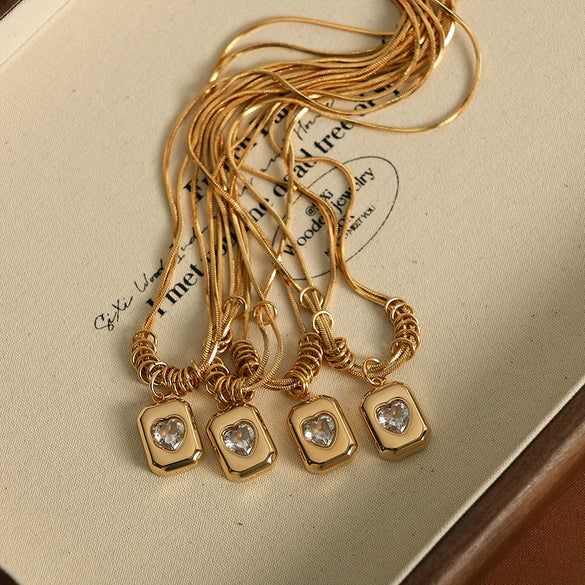 316L Stainless Steel Women's Retro Geometric Heart Love Pendant Clavicle Chain With Double Layer Snake Bone Chain And Mixed Gem Inlay And Electroplating Treatment