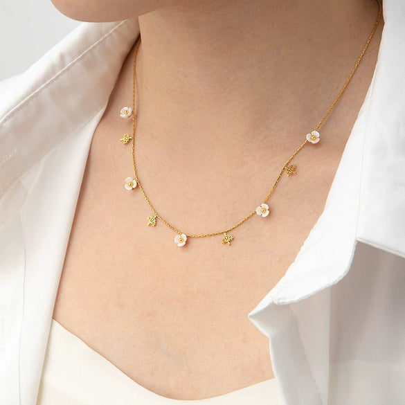 Titanium Steel Women's Spring And Summer Allmatch Necklace With Life Tree Design And Electroplated 18K Gold