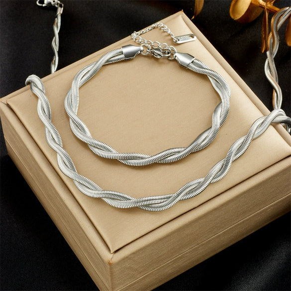 Titanium Steel Woven Twist Clavicle Chain And Bracelet Set Electroplated Fashion Vintage Style For Women
