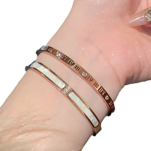 Titanium Steel Zircon Electroplated Real Gold Niche Geometric Bracelet For Women