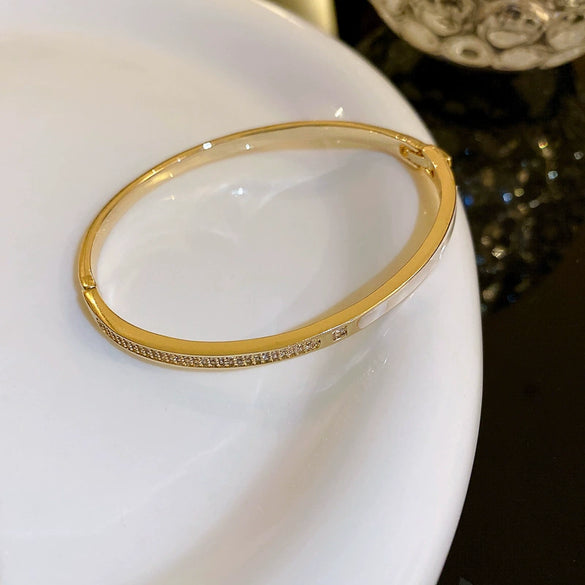 Titanium Steel Zircon Electroplated Real Gold Niche Geometric Bracelet For Women