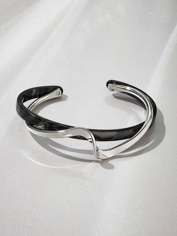Titanium Steel Zircon Electroplated Real Gold Niche Geometric Bracelet For Women