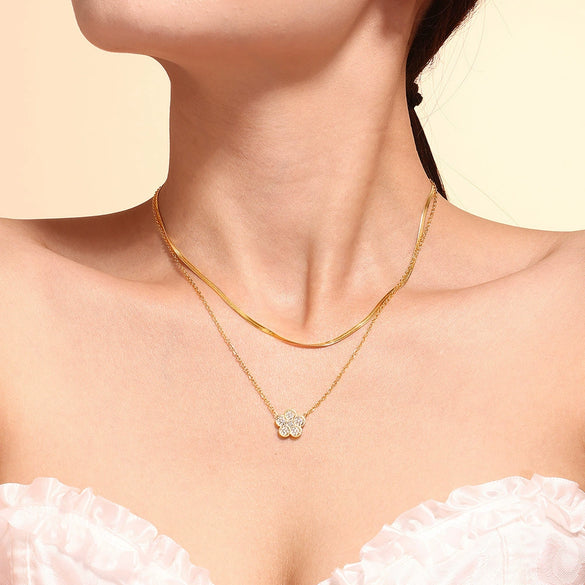 316L Stainless Steel Zircon Inlaid Five Leaf Flower Double Layer Clavicle Necklace And Bracelet Set With Pvd Vacuum Plating For Women Sweet Style