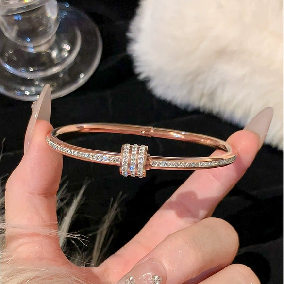 Titanium Steel Zircon Inlaid Niche Geometric Women's Bracelet Real Gold Electroplated