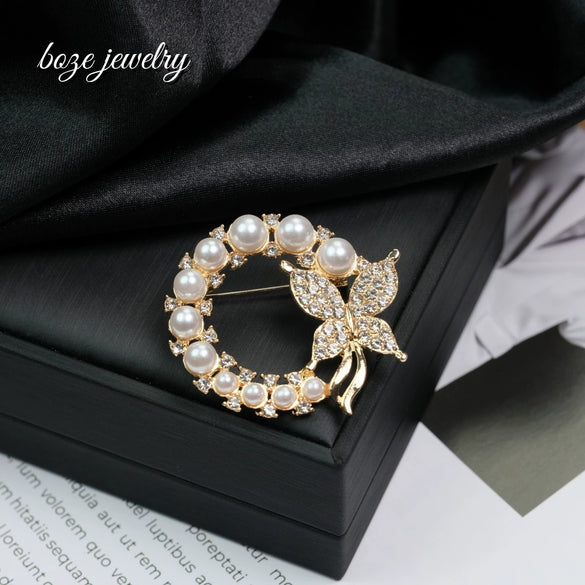 Trendy Pearl Bow Brooch Zinc Alloy Diamond Encrusted Electroplating Clothing Accessories Unisex