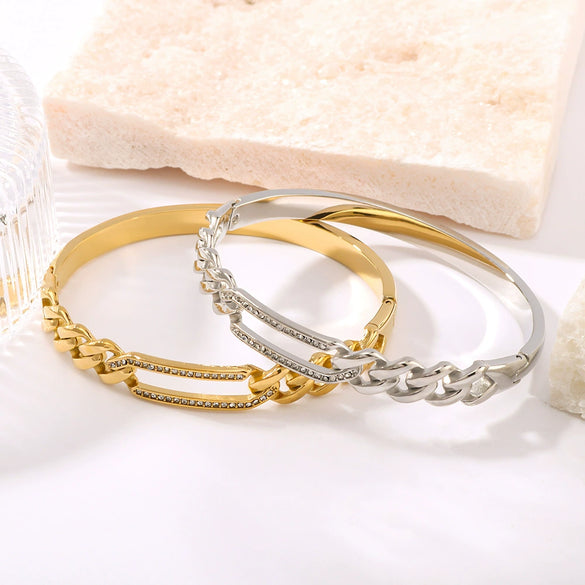 Twist Texture Rectangular Hollow Wide Women's Bracelet In Stainless Steel With 18K Gold Vacuum Plated Geometric Style
