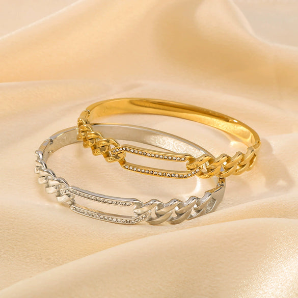 Twist Texture Rectangular Hollow Wide Women's Bracelet In Stainless Steel With 18K Gold Vacuum Plated Geometric Style