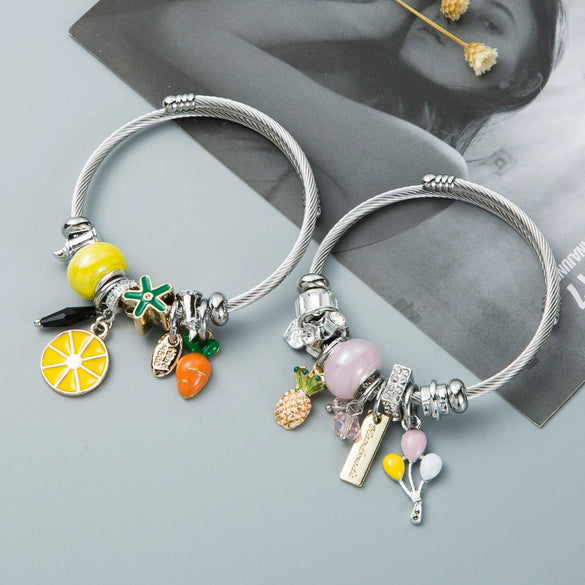 Unisex Adjustable Alloy Bracelet With Pineapple Fruit Pendant And Dripping Oil Finish Fashion Jewelry Accessory