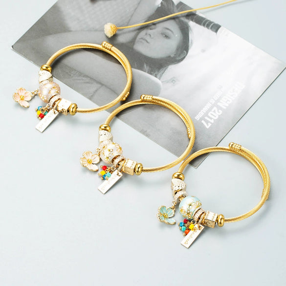 Unisex Alloy Beaded Love Gem And Sweet Flower Charm Bracelet With Electroplated Finish