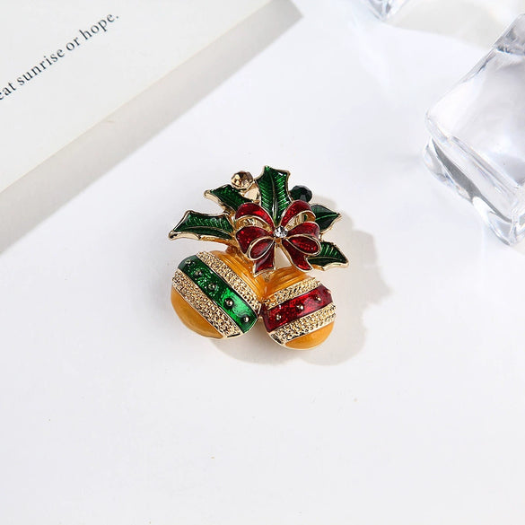 Unisex Alloy Leaf Brooch Pin With Dripping Oil Finish And Artificial Gemstone Inlay For Clothing Accessories