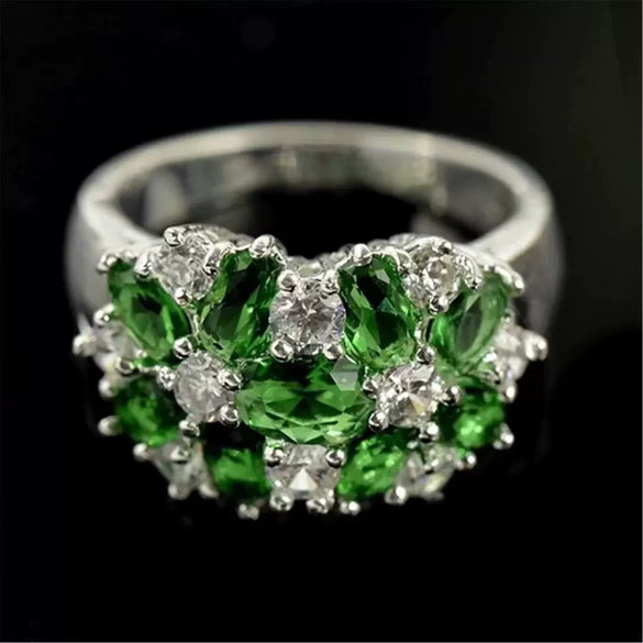 Unisex Electroplated Alloy Green Zircon Geometric Flower Ring With Sporty Style For Fashion Jewelry
