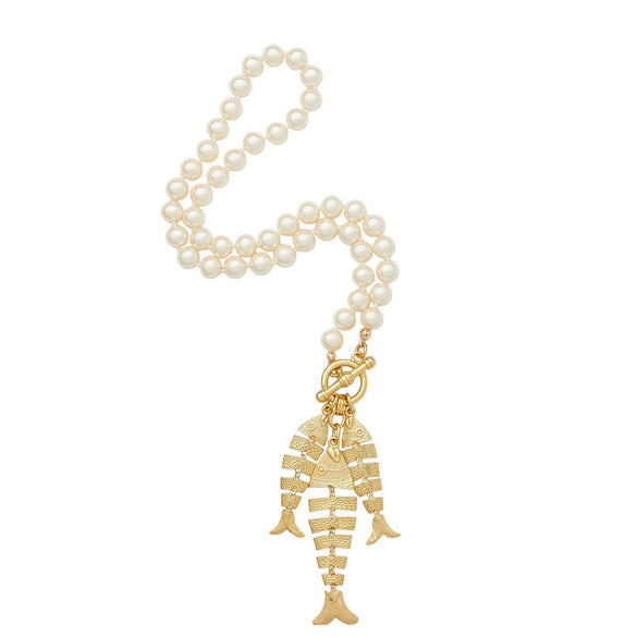 Unisex Electroplated Stainless Steel And Titanium Steel Pearl Necklace With Animal Shape Pendant