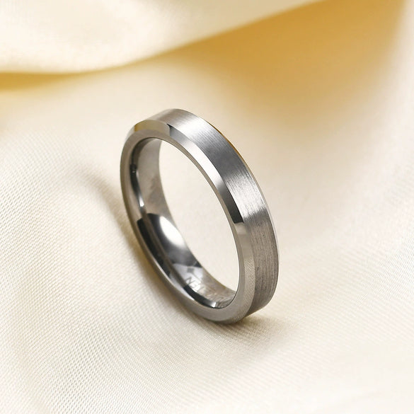 Unisex Geometric Tungsten Steel Ring With Smooth Brushed Finish And Electroplated Design For Wholesale Fashion Accessories
