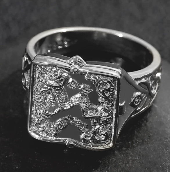 Unisex Gold Tone Copper Ring With Skull Carved Pattern Geometric Shape Electroplated Fashion Jewelry