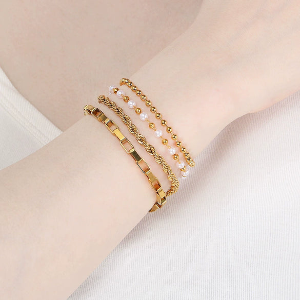 Unisex Handmade Geometric Titanium Steel Bracelet Plated With 18K Gold
