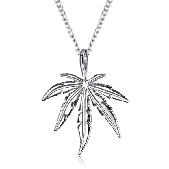 Unisex Leaf Pendant Sweater Chain Necklace In Electroplated Alloy With A Natural Botanical Design
