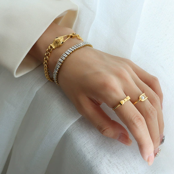 Unisex Light Luxury Geometric Zircon Titanium Steel 18K Gold Plated Bracelet