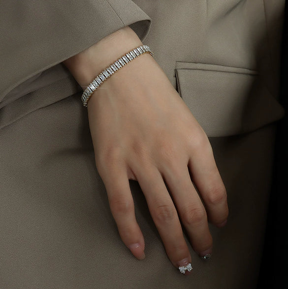 Unisex Light Luxury Geometric Zircon Titanium Steel 18K Gold Plated Bracelet