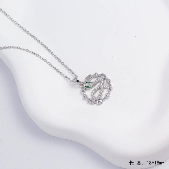 Unisex Necklace Geometric Shape Copper Pendant Inlaid With Zircon Electroplating O Word Chain