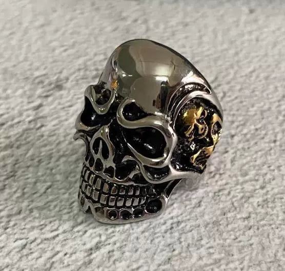 Unisex Retro Hiphop Skull And Flowers Titanium Steel Ring With Oil Treatment