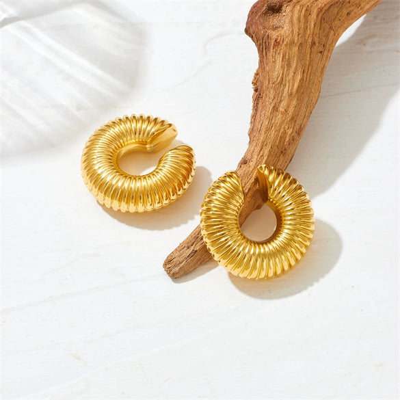 Unisex Titanium Steel Hollow Threaded Ear Clip Earrings With Geometric Style And Vacuum Electroplating In Furnace Treatment