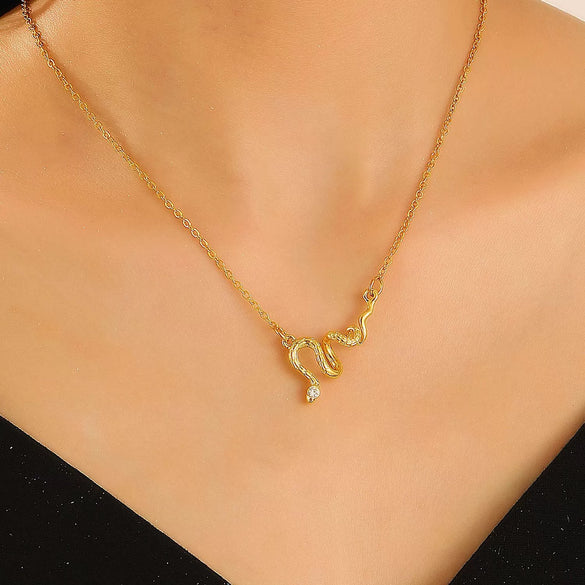 Unisex Zinc Alloy Animal Zodiac Snake Pendant Necklace With Electroplating And Regular Chain Ins Style Punk Hiphop Cold Style