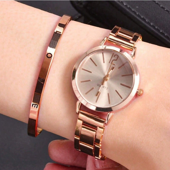 Universal Casual Alloy Case Round Dial Quartz Watch With Steel Band And Ordinary Glass Mirror