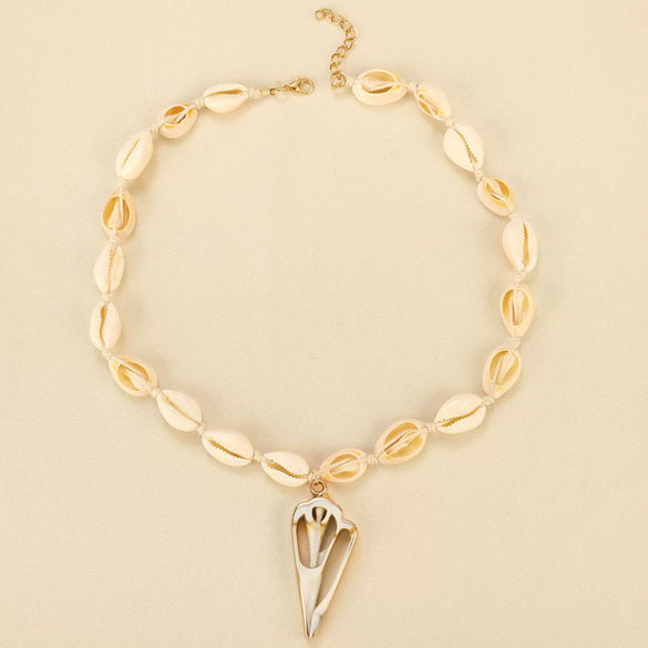 Versatile Shell Conch Pendant Necklace For Women Handmade With Animals Zodiac Pattern