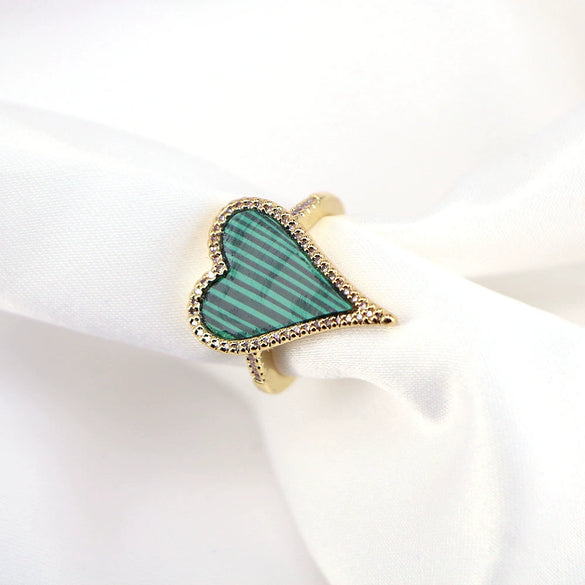 Vintage Copper Electroplated Ring For Women With Micro Paved Zircon And Shell Stone Heart Shaped Open Wide Band Design