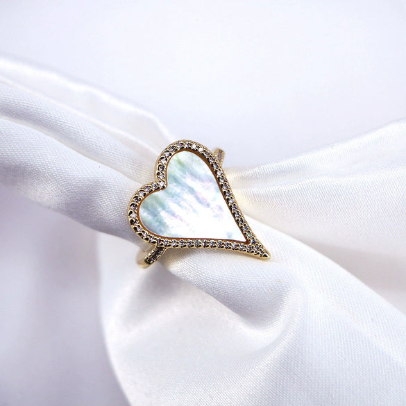Vintage Copper Electroplated Ring For Women With Micro Paved Zircon And Shell Stone Heart Shaped Open Wide Band Design