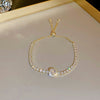 Vintage Diamondstudded Flower Copper Plastic Women's Bracelet